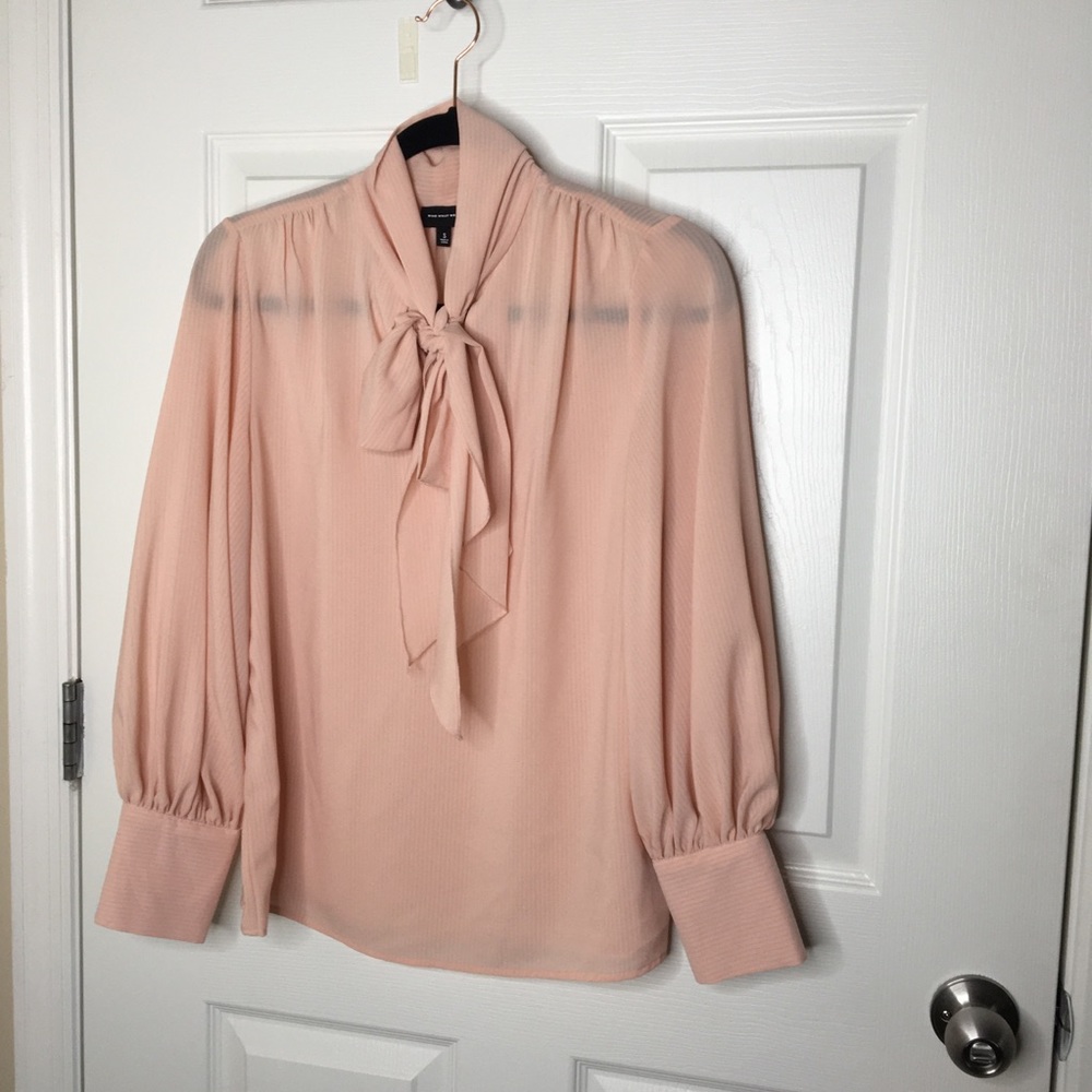 Pink necktie blouse